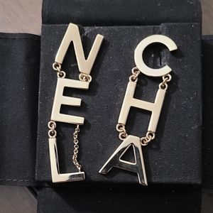Cha Nel earrings